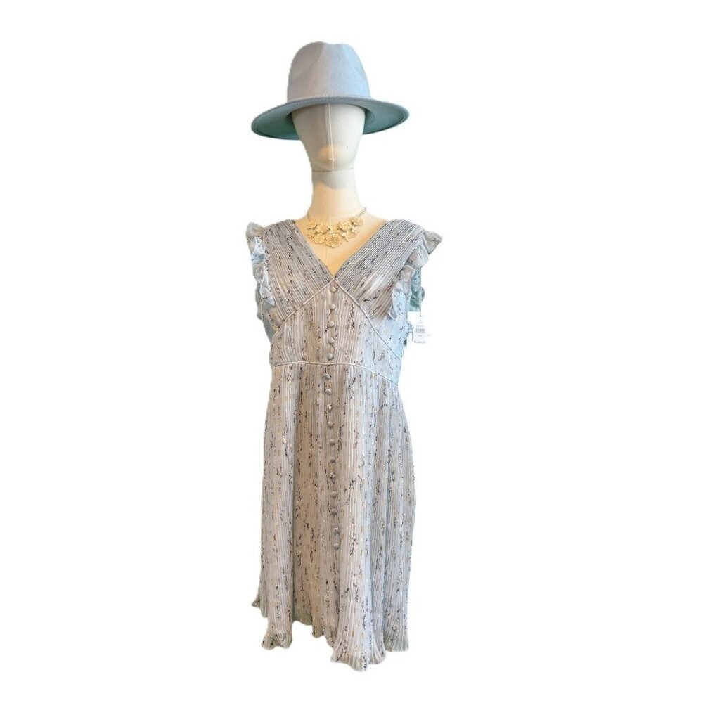 Avantlook Blue Floral V Neck button front dress (NEW)